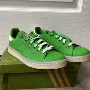 Stan Smith limited edition Toy Story Rex, kids size 4, brand new, never worn.